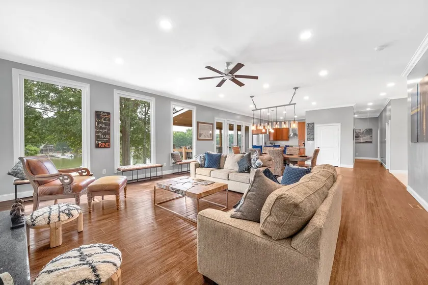 Luxury on High Rock Lake: Great for Groups! - Image 1