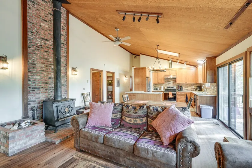 Deck & Gas Grill: Secluded Arnold Cabin Rental! - Image 1