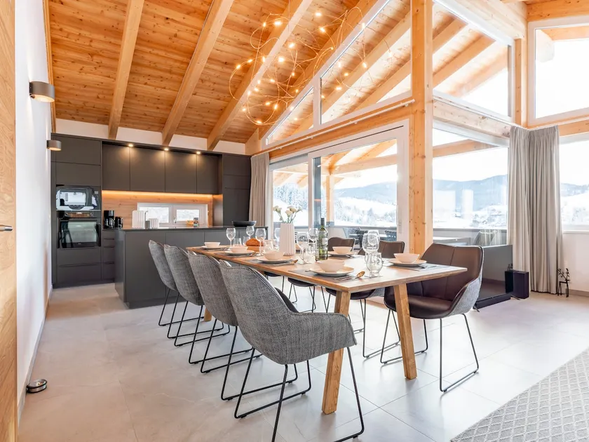 Lovely ski in-ski out lodge with sauna - Image 1