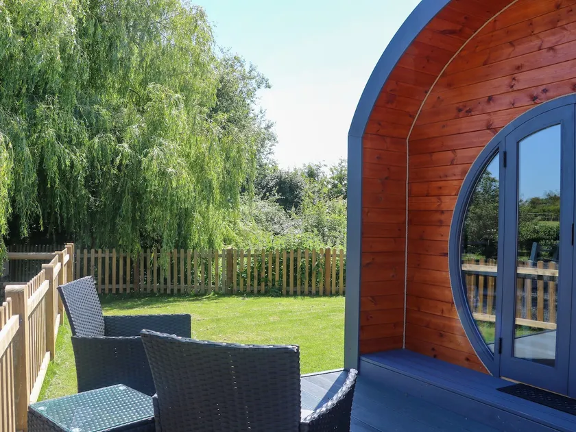 Willow Pod - Image 1