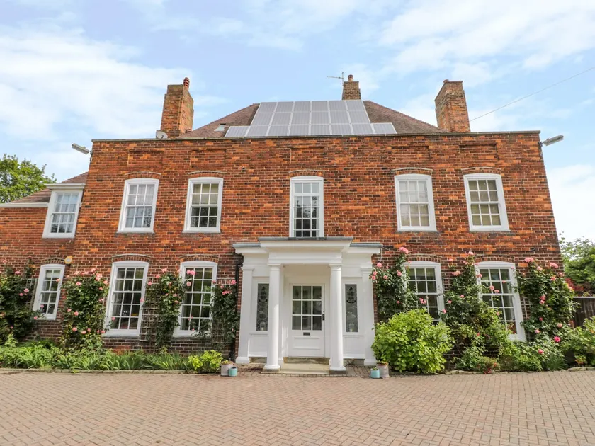 The Manor House - Image 1