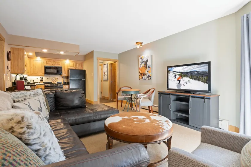 Westwind 208l 1BD 1BA Gold Condo - Image 1