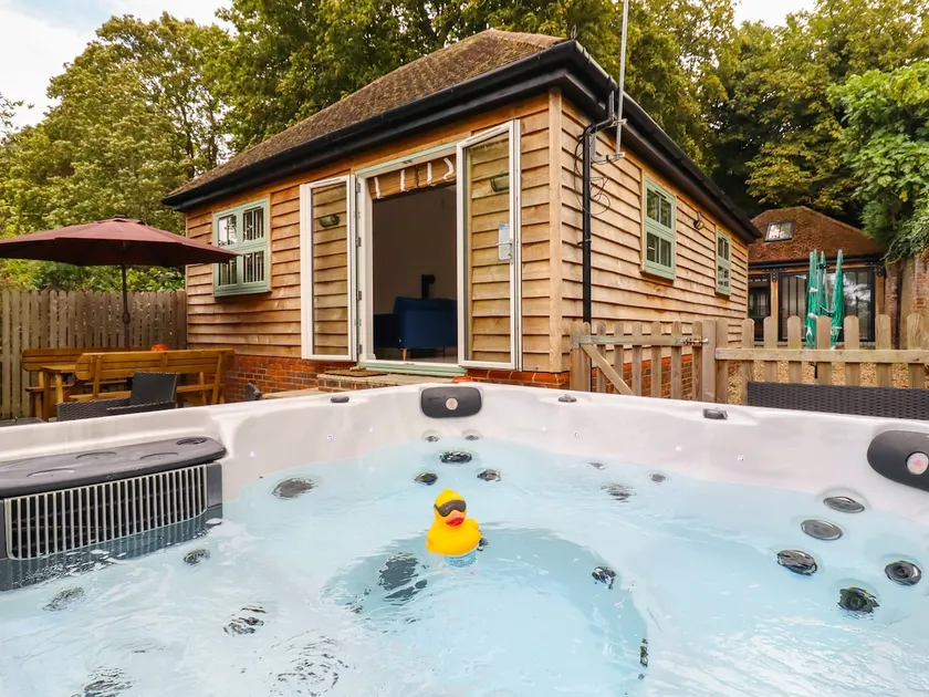 Dreamwood Lodge - Image 1