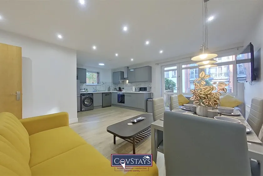 Beauchamp House - 2-bed apartment in Coventry City Centre, Free Parking, by COVSTAYS - Image 1