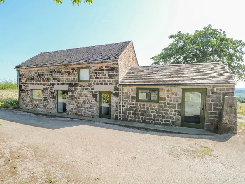 The Barn at Chatsworth Farm - Image 1