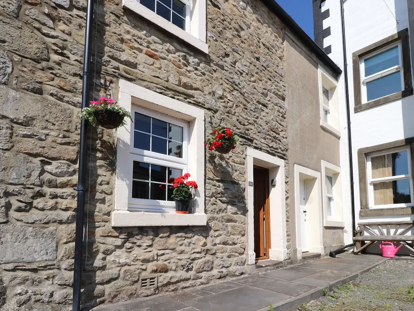Lychgate Cottage - Image 1