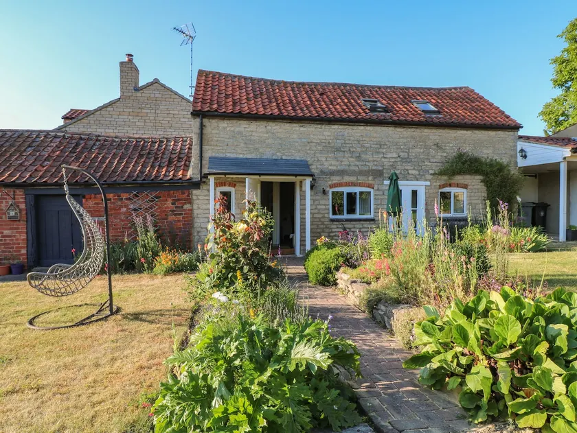 Granary Cottage - Image 1