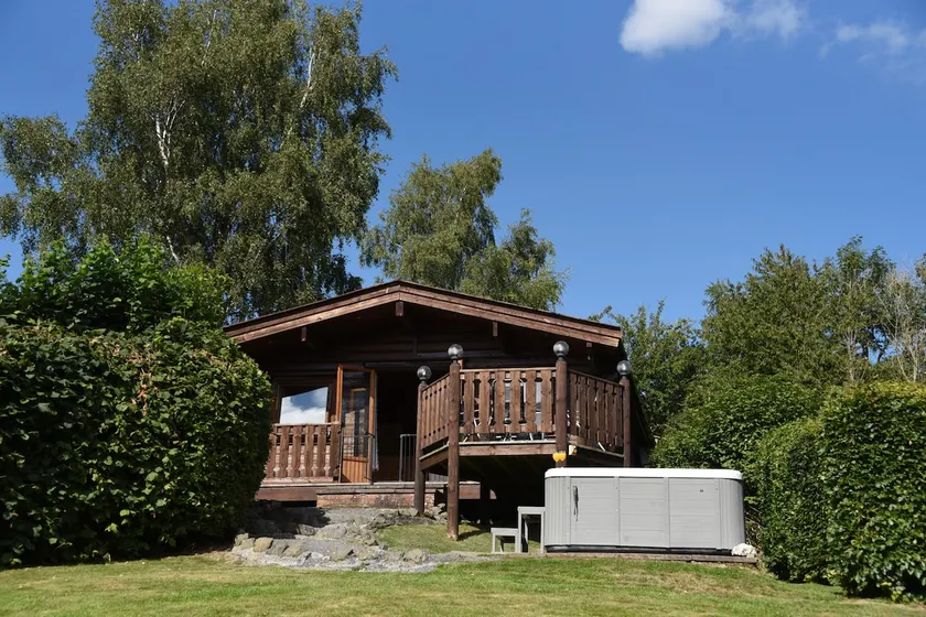 Tawny Owl Lodge - Image 1