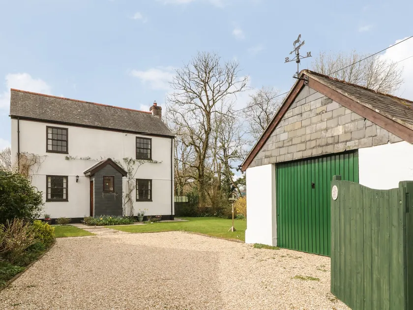 Thrushel Cottage - Image 1