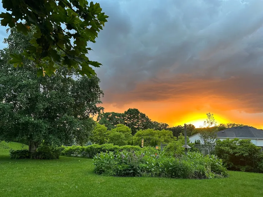 The Sunset Suite • Peaceful 2BR Cambridge - Image 1