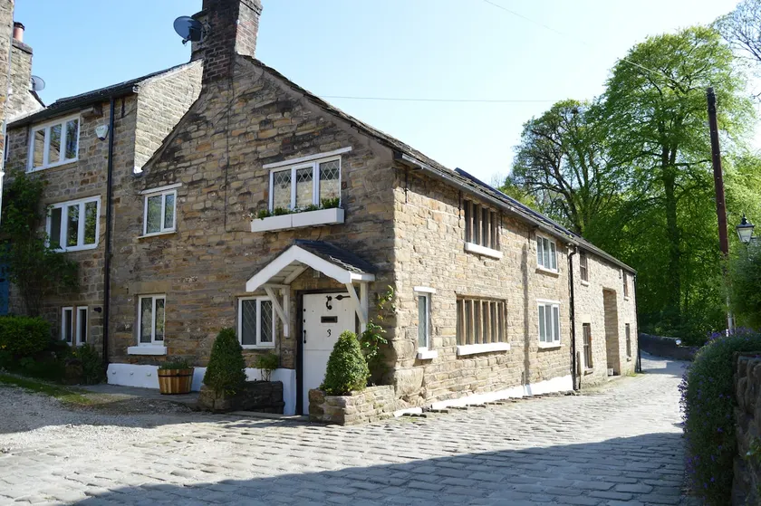 Goyt Cottage - Image 1