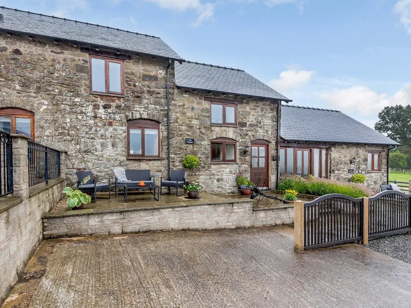 The Stables - Image 1