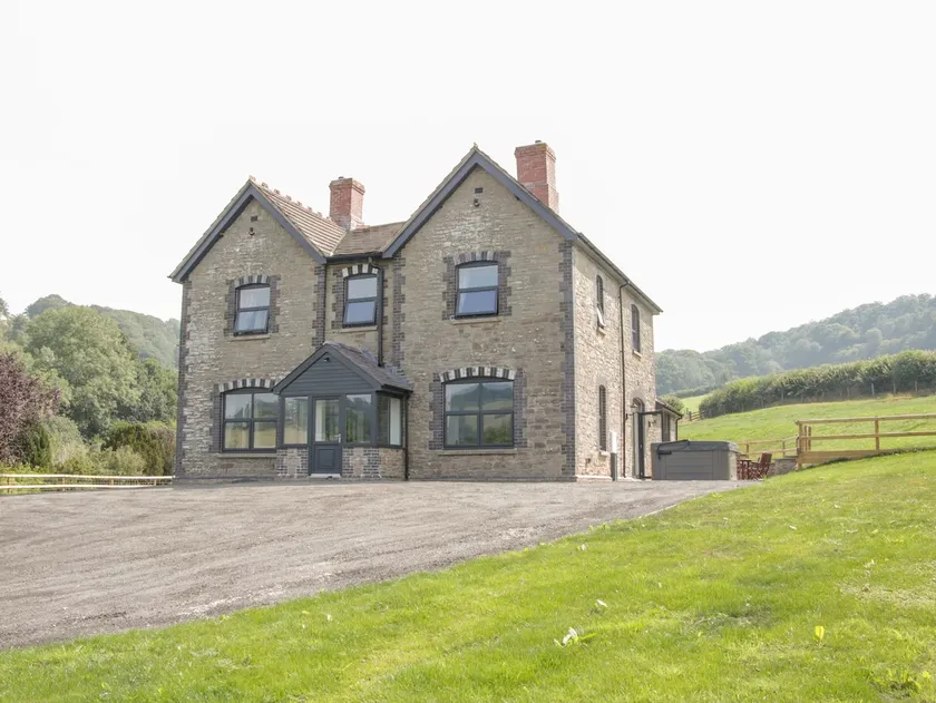 The Farm - Image 1
