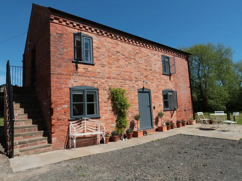 Granary 2 - Image 1