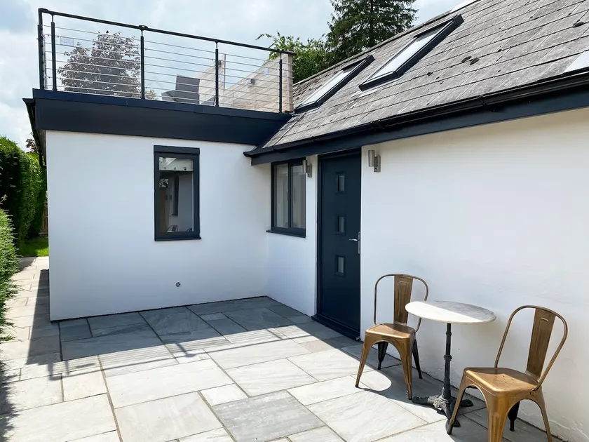 Vale Lodge - Image 1