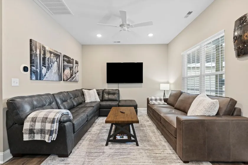 Bourbon Run- KY Horse Park/Ark/Hot Tub/D'town/4 BR - Image 1