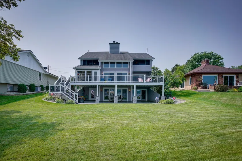 Lakefront Syracuse Home w/ Deck & Private Dock! - Image 1