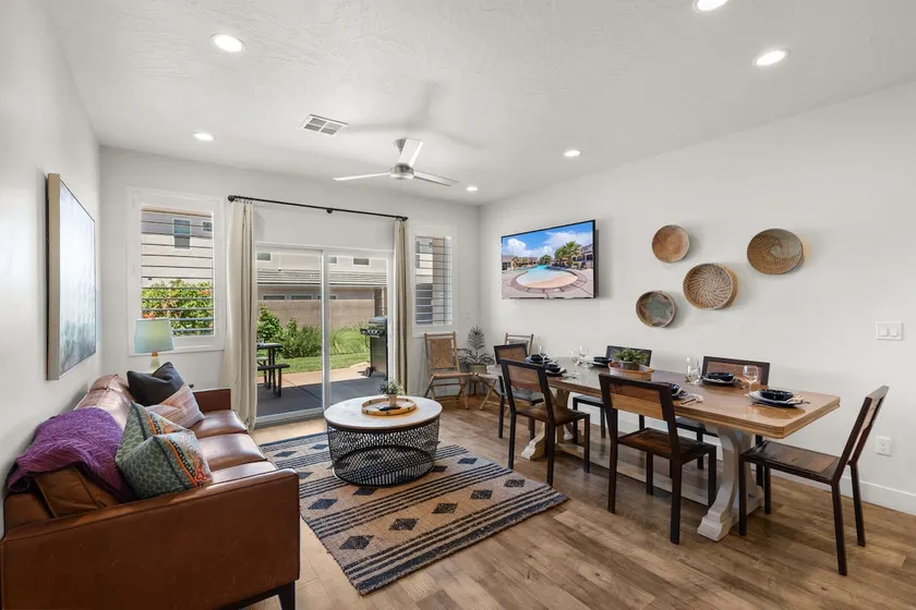 The Gathering Place, BBQ Grill, Resort Amenities - Image 1