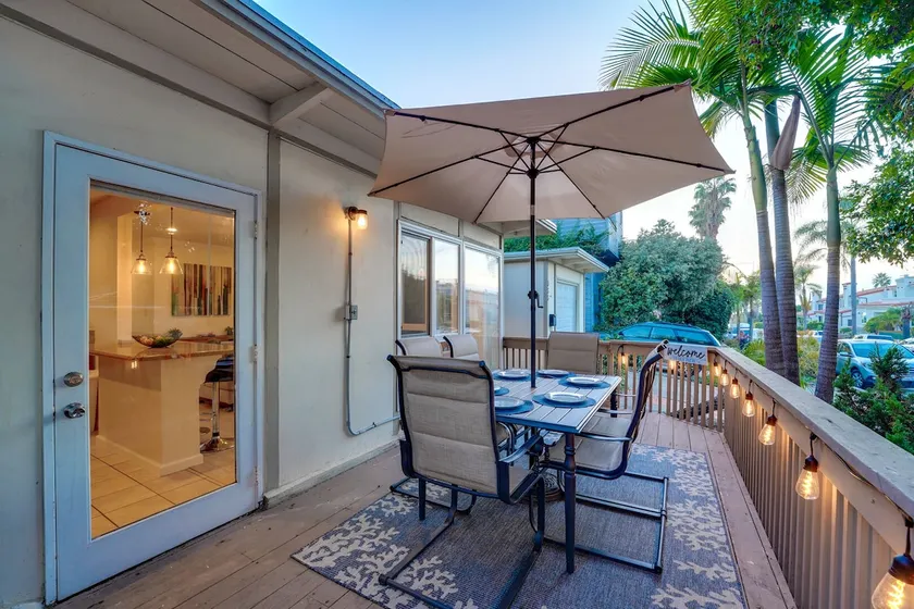 WindnSea Perfection - Walk2Beach, Patio, Parking! - Image 1