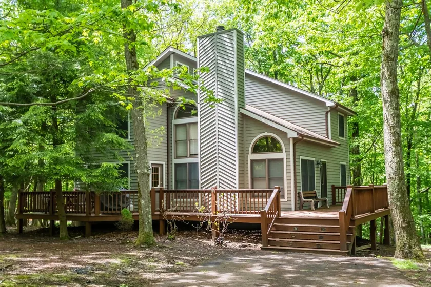 Cedarwoods | Hot Tub + Private Wooded Setting - Image 1