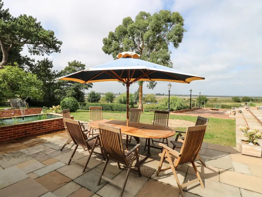 Waveney View Cottage - Image 1