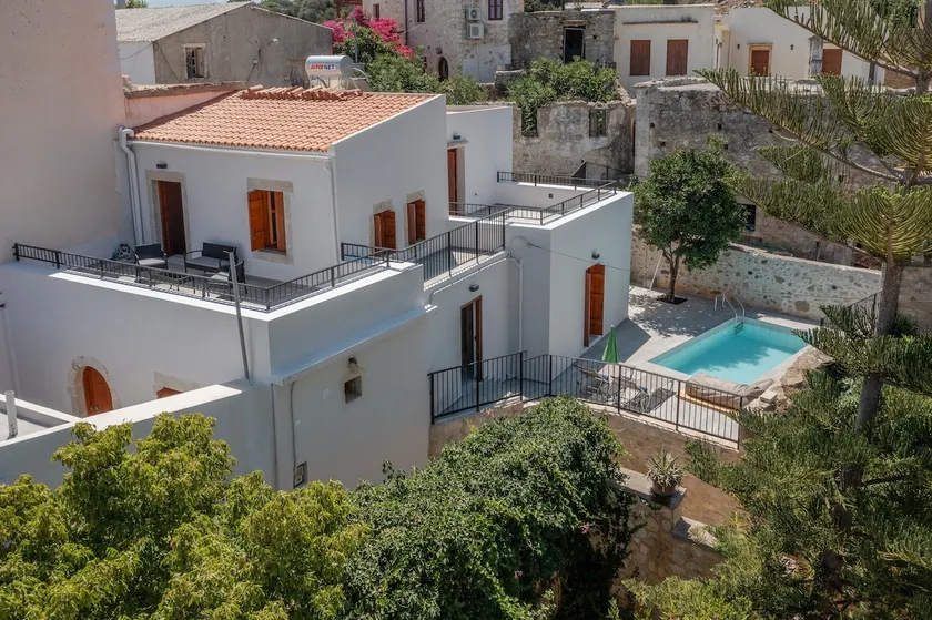 View Mare Maroulas - Image 1