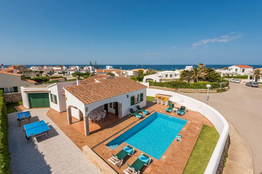 Villa Enrich by Villa Plus - Image 1