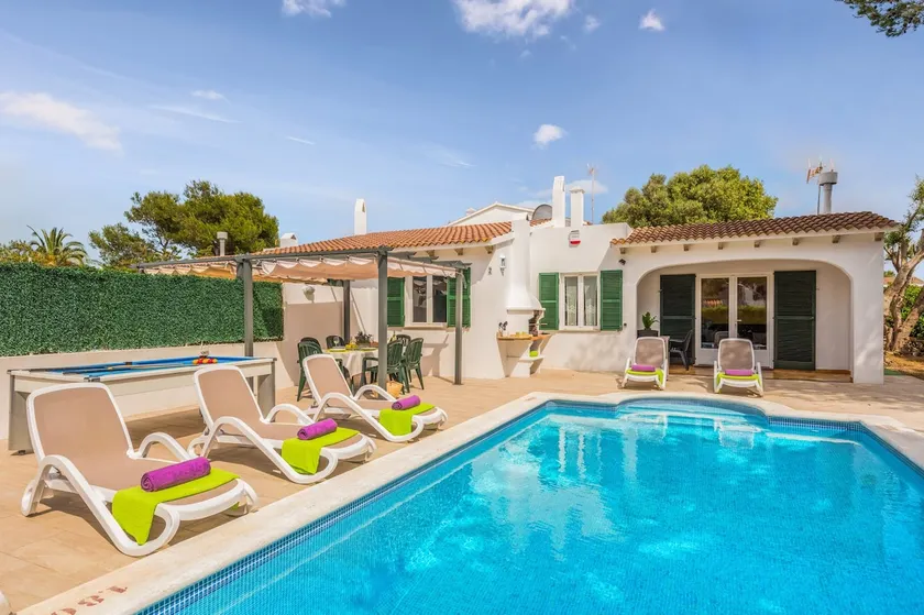 Villa Isi by Villa Plus - Image 1
