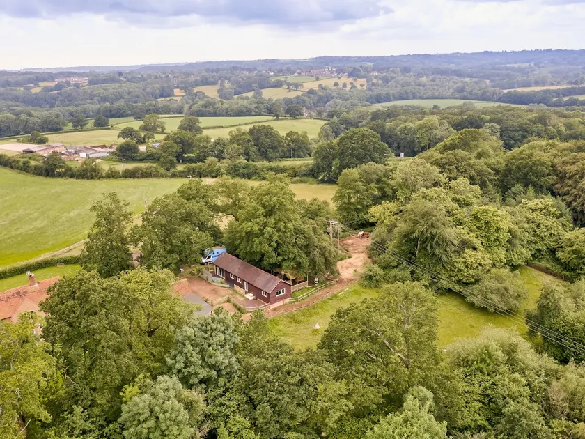 Forest Farm Cottage - Image 1