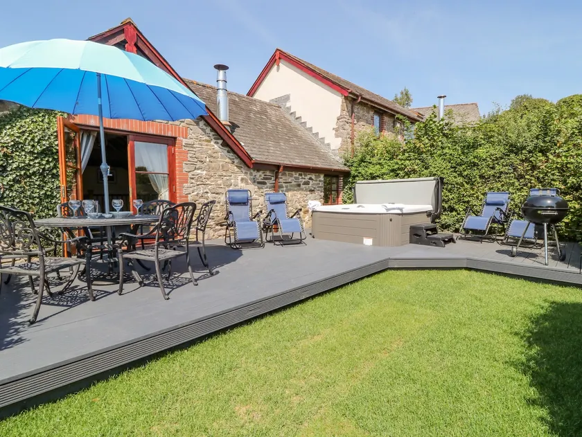 Beechcroft Cottage - Image 1