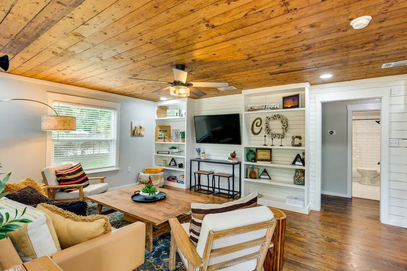 Lindale Vacation Rental w/ Deck & Grill! - Image 1