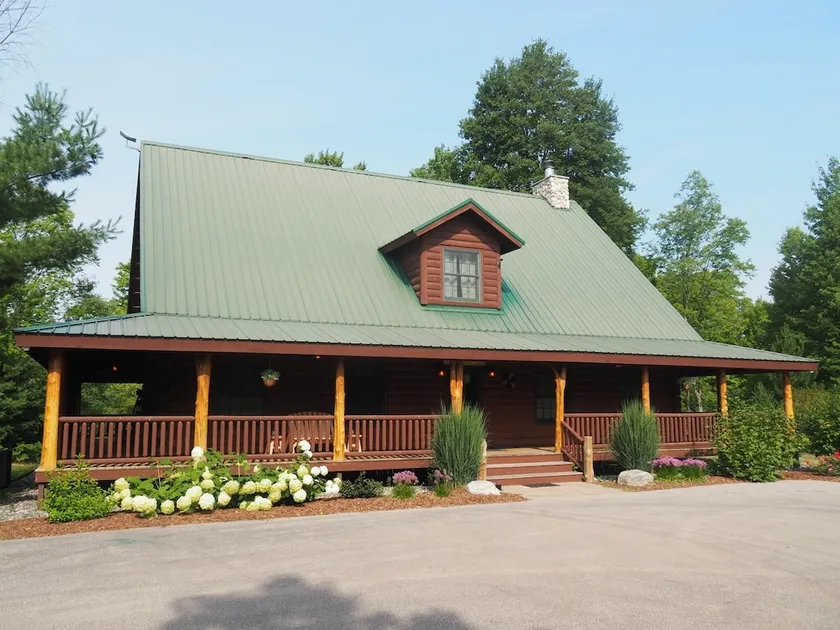 Weatherwood - Gorgeous Luxury Cabin with Spa! - Image 1