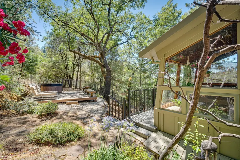 Meadow Vista Mountain Escape w/ River Views! - Image 1