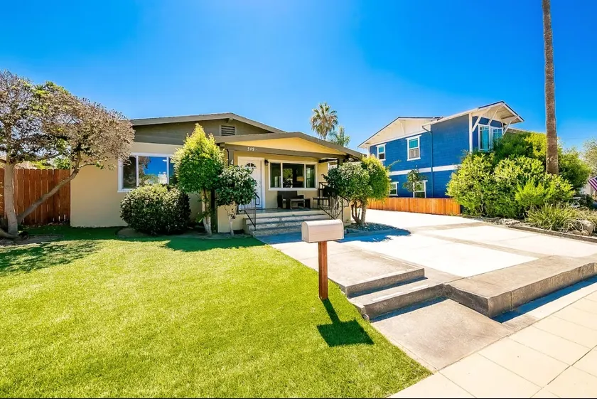 4BR | Pet Friendly | Walk2Beach | Fenced Yard - Image 1