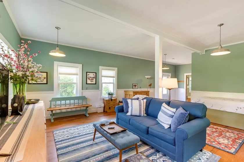 Pet-Friendly Maine Cottage By Northern Bay - Image 1