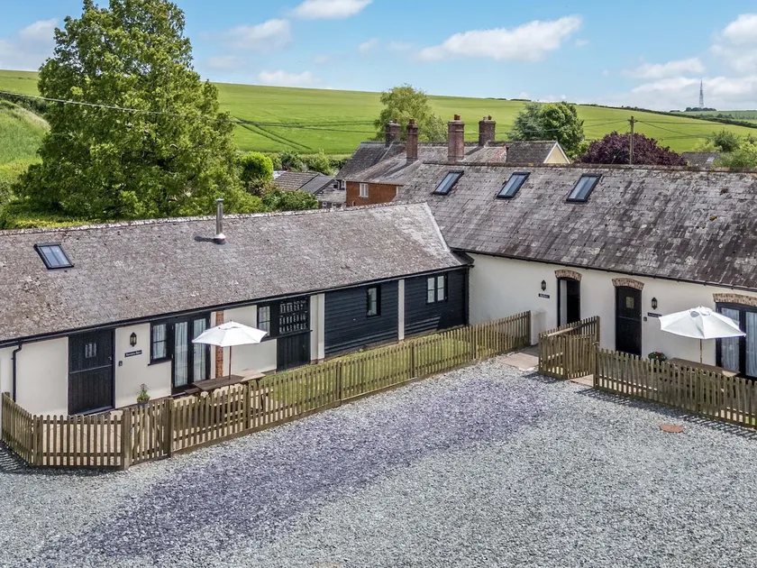 Rowdens Barn - Image 1