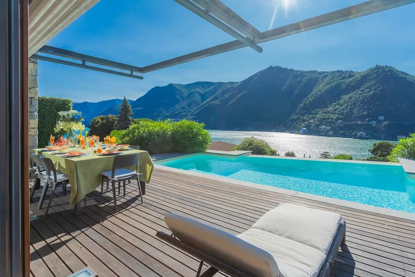 Villa Infinity by Rent All Como - Image 1