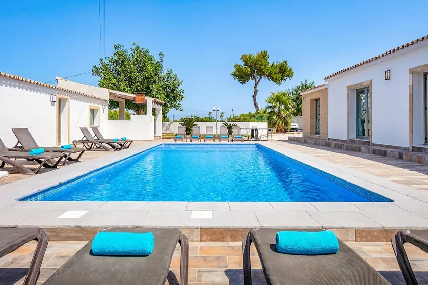 Villa Tosca by Villa Plus - Image 1