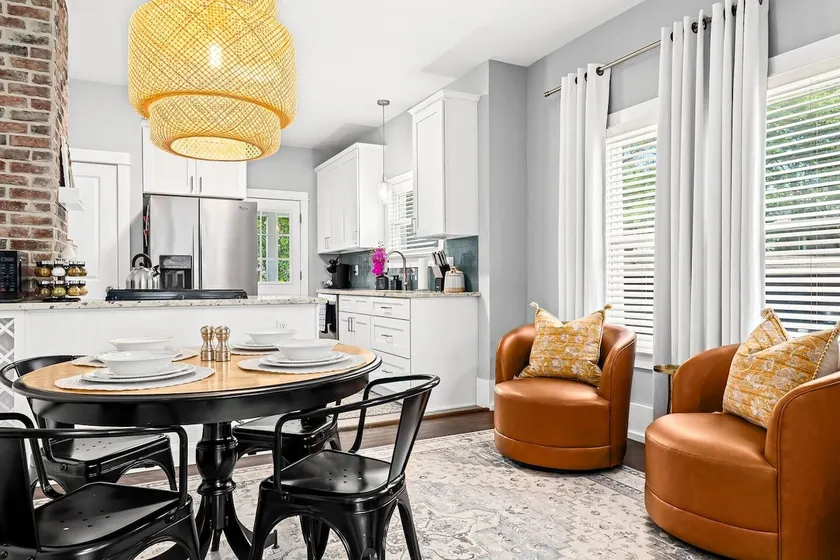 Fresh, Contemporary 2BR Home in Downtown Royal Oak - Image 1