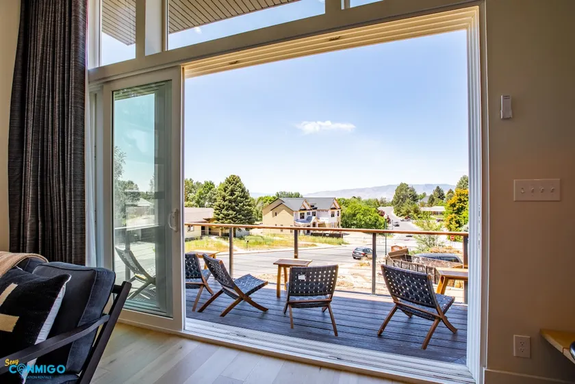 Near BYU, UVU & Temple | Hot Tub | Sleeps 15 - Image 1