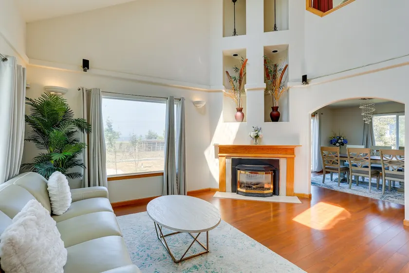 Seaside Eureka Vacation Rental w/ Bay Views! - Image 1