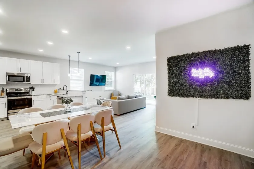 New 4BR Home Near Uptown CLT | Sleeps 12 + Garage - Image 1