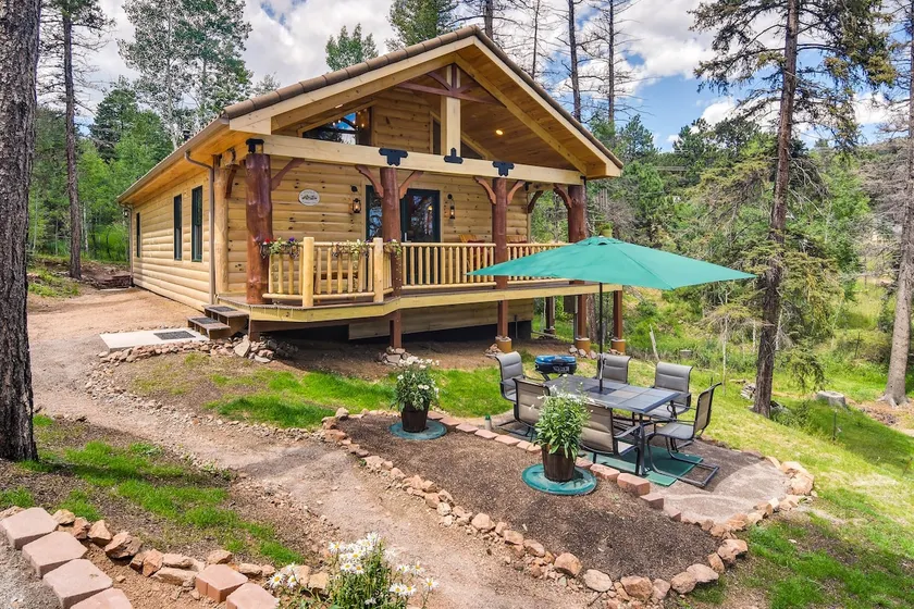 Private Hot Tub & Pond: Conifer Log Cabin - Image 1