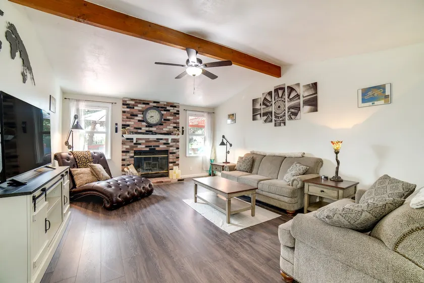 Pet-Friendly Home w/ Hot Tub! 6 Mi to Dtwn Reno - Image 1