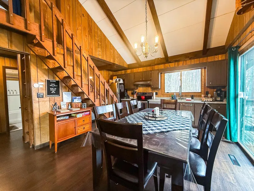 Mountain Top Chalet ~ A/C & Close to Rec Trails! - Image 1