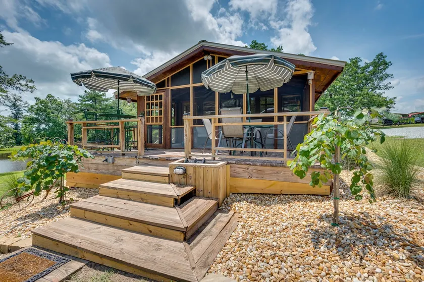 Spacious Buena Vista Cabin w/ Lake Views & Deck - Image 1