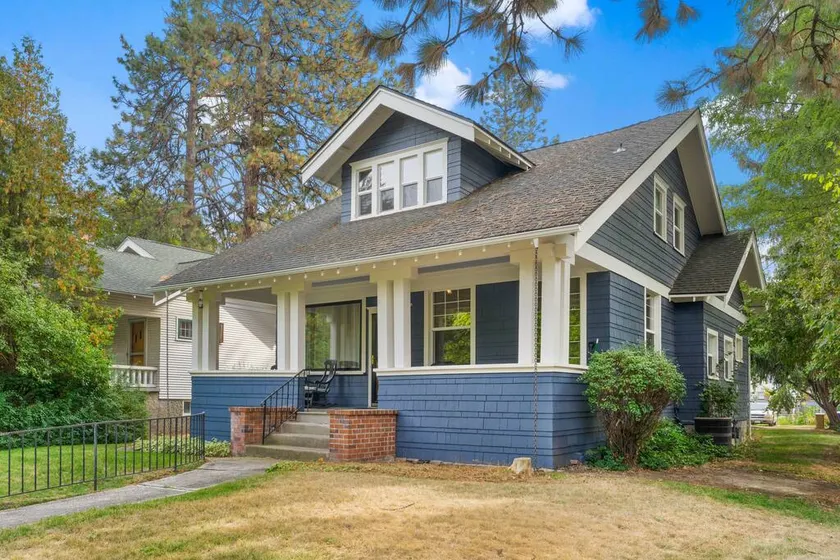 South Hill Craftsman, Full kitchen, Patio, Porch - Image 1
