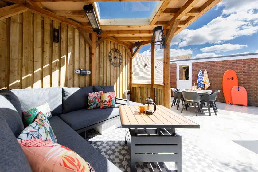 Coastal Retreat for 6 Close to Beaches - Image 1