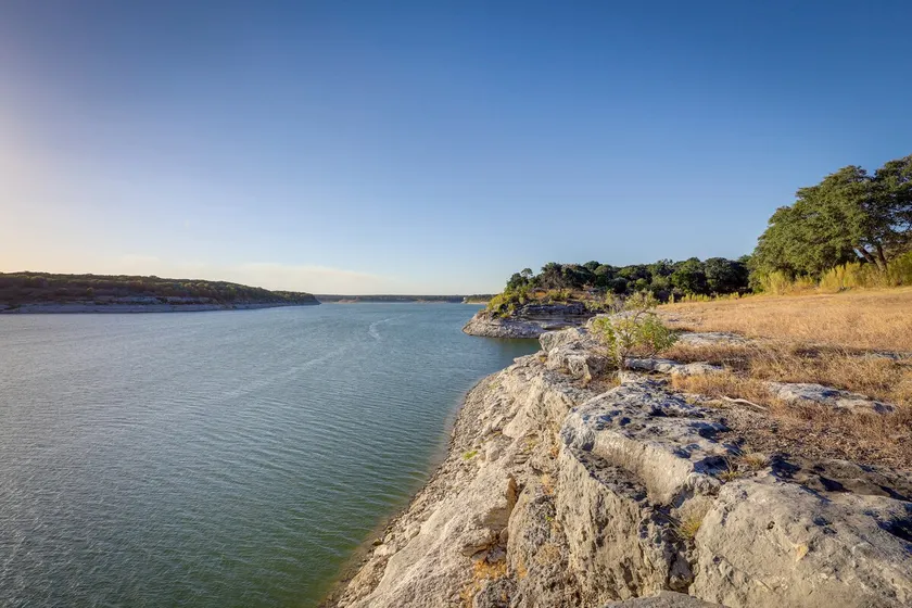 Deck + Cliffside Belton Lake Views: Temple Retreat - Image 1