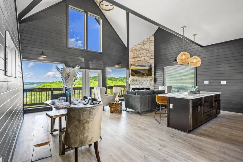 Lakefront Retreat w/ Pool, Hot Tub, Game Room - Image 1